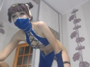 Cô gái châu Á Cosplay Ninja